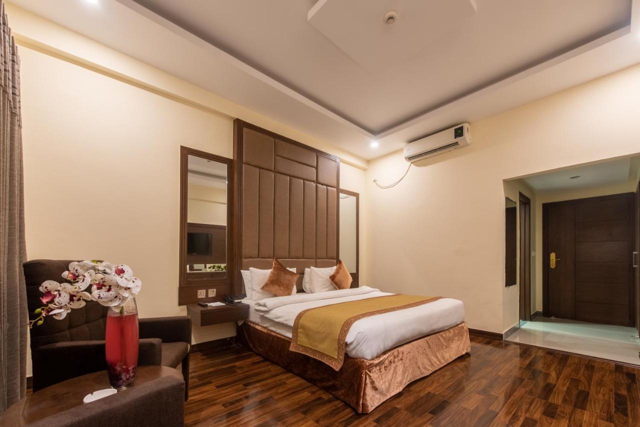 Legend Hotel Исламабад Екстериор снимка