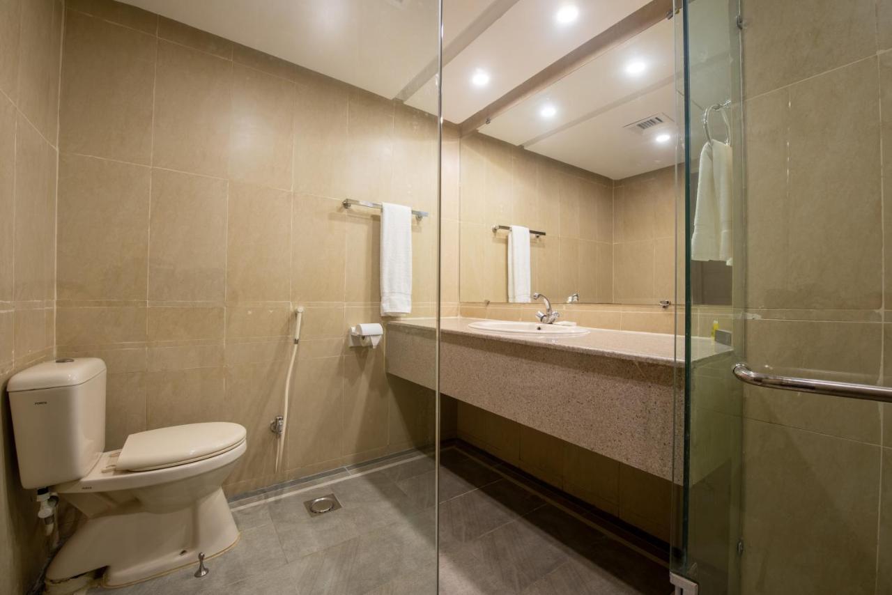 Legend Hotel Исламабад Екстериор снимка